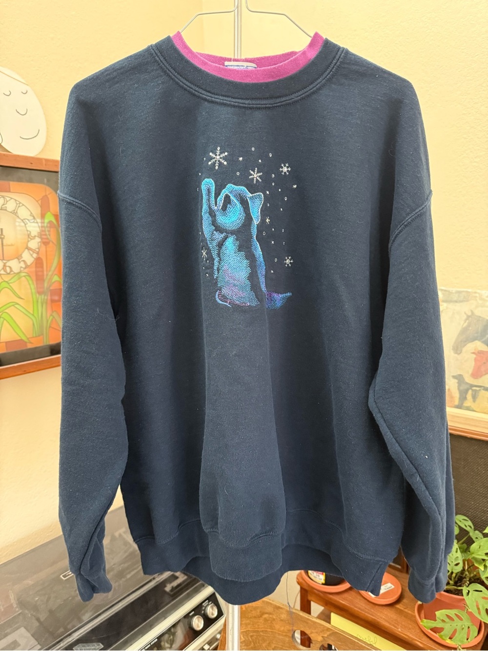 Adorable Vintage Cat-Themed Sweatshirt - Teal/Blue Cat Design